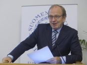 President Erkki Liikanen van de centrale bank van Finland mogelijke opvolger van Draghi bij ECB