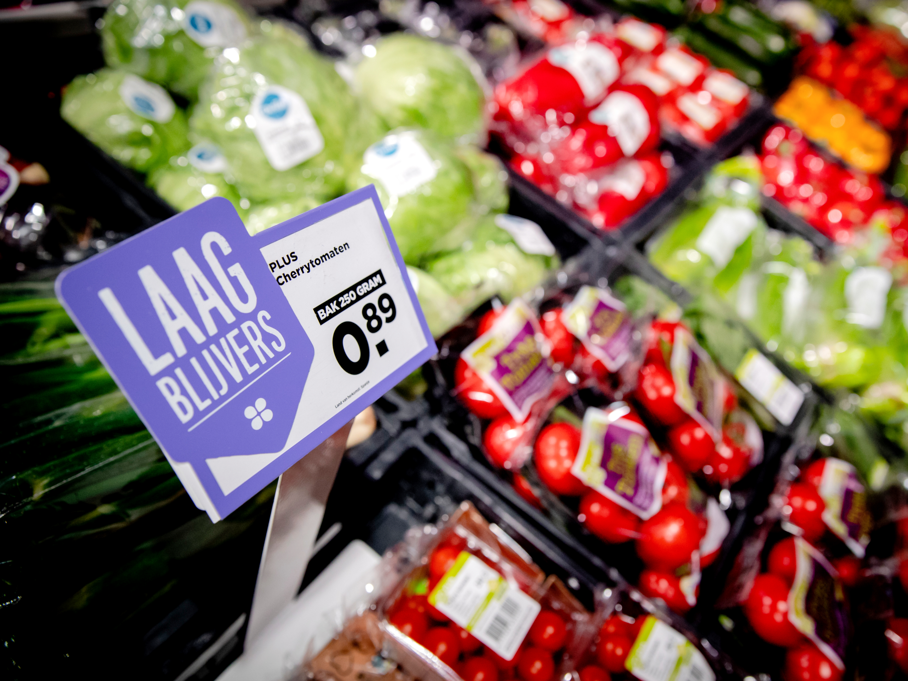 Prijsoorloog bij groente en fruit: Plus verlaagt prijzen