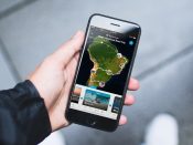 Via de app van Polarsteps kun je op vakantie automatisch je reis vastleggen.