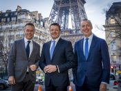 COO Rene de Groot, CEO Pieter Elbers en CFO Erik Swelheim bij de bekendmaking van de jaarcijfers van Air France-KLM over 2018.