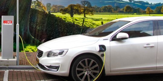 Elektrische auto als occasion kopen? 8 dingen om op te letten