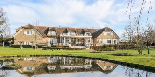 Vrijstaande-villa-online-huizenveiling-bva-auctions