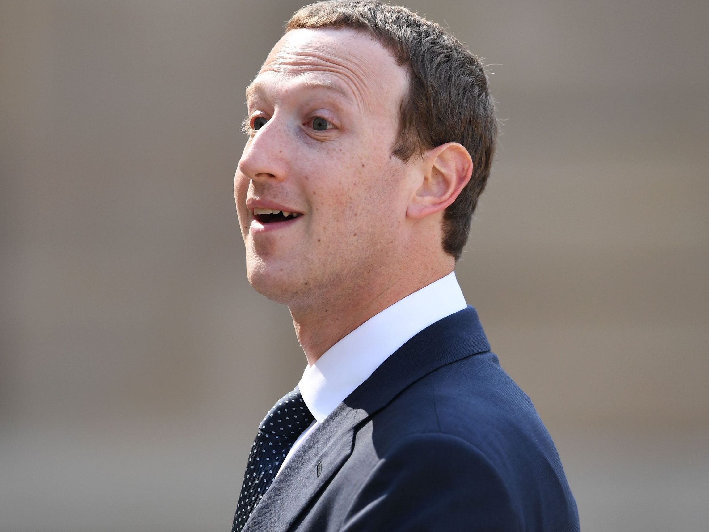 CEO Mark Zuckerberg: "Ik heb Facebook gebouwd, omdat ik denk dat het iets positiefs is om iedereen een stem te geven."