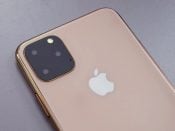 Een dummymodel van de iPhone 11 van Apple.