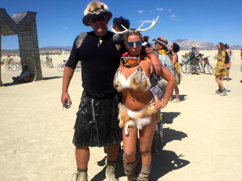 Wonderlijk The wildest costumes at Burning Man over the years KI-16