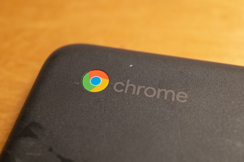 How to rotate the screen on a Chromebook in 2 different ways