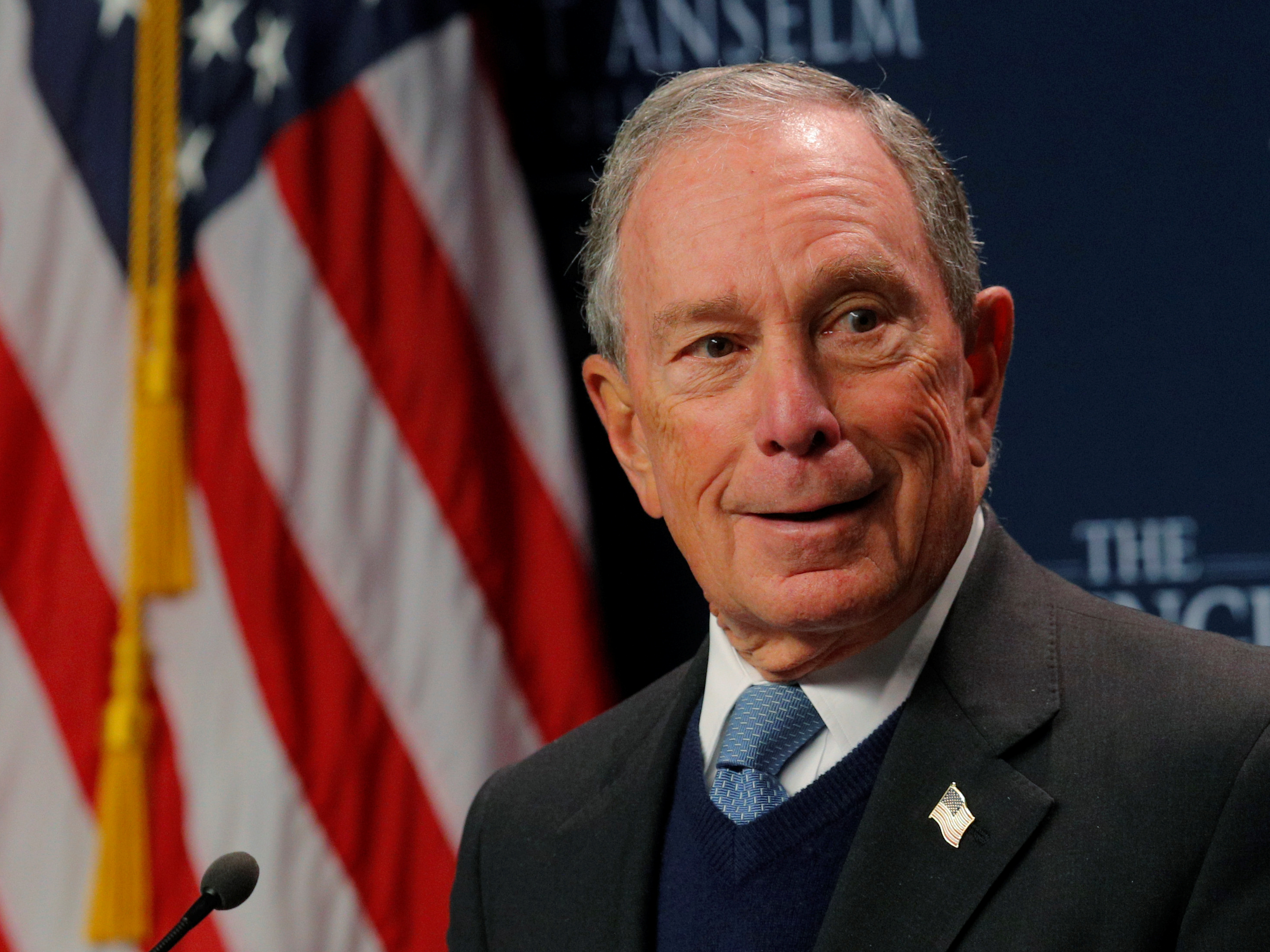 Miljardair en voormalig burgemeester van New York Michael Bloomberg wil de Amerikaanse president Donald Trump uitdagen bij de verkiezingen in 2020.