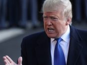 De Amerikaanse president Donald Trump stapt naar het Hooggerechtshof om zijn financiële informatie uit handen te houden van een aanklager in New York.