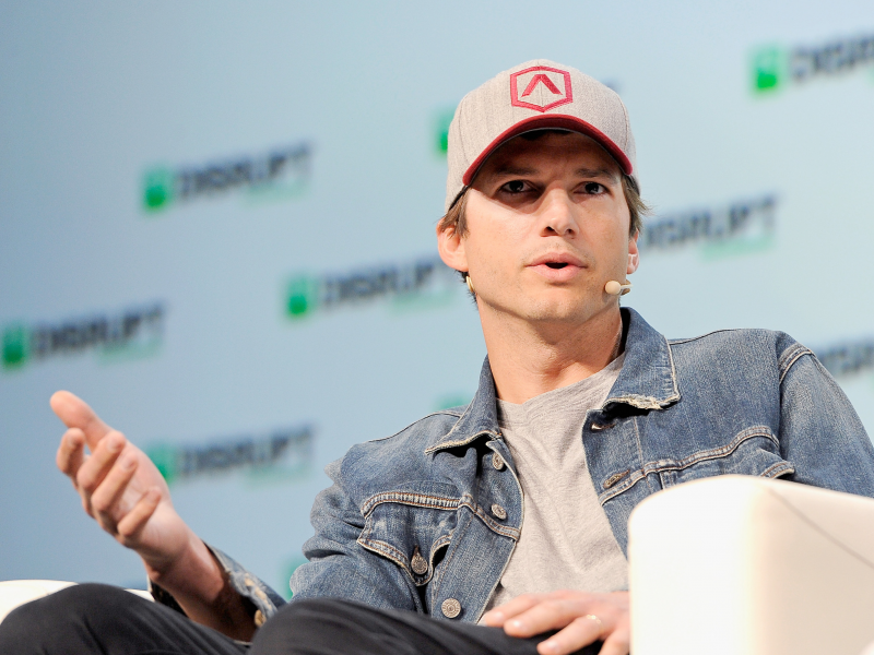 Ashton Kutcher, Warren Buffett, Bill Gates all say no to trust funds - Business Insider