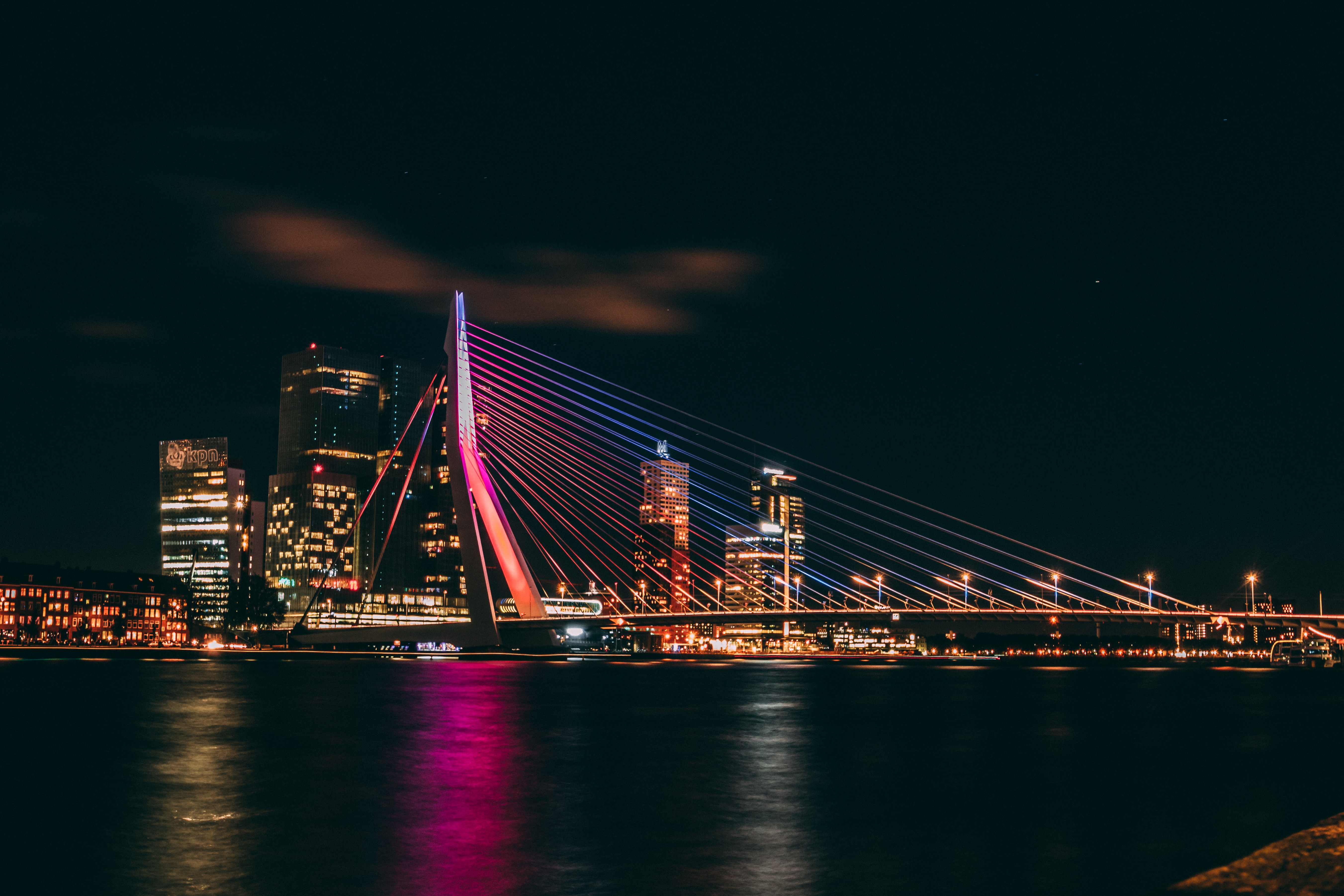 Rotterdam by night, Erasmusbrug