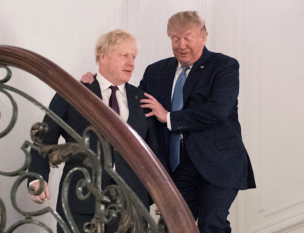 Boris Johnson en Donald Trump tijdens de G7-top in de Franse plaats Biarritz in augustus 2019.