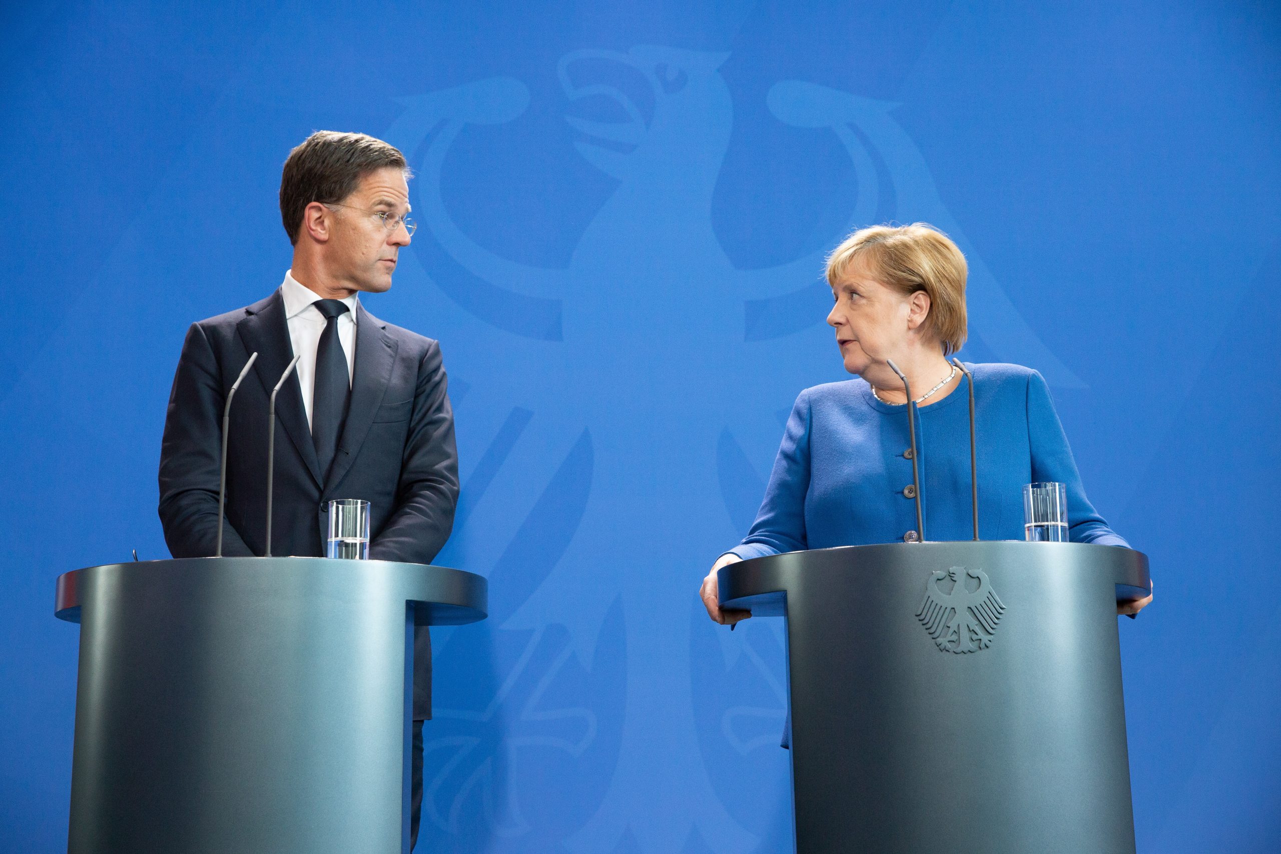 Mark Rutte en Angela Merkel