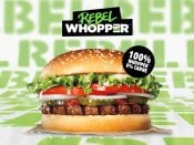 Burger King wil de vegetarische Rebel Whopper in 2.500 restaurants in 25 Europese landen beschikbaar maken. In het Verenigd Koninkrijk, waar de Rebel Whopper sinds maandag te krijgen is, stuit de Amerikaanse fastfoodketen echter op kritiek