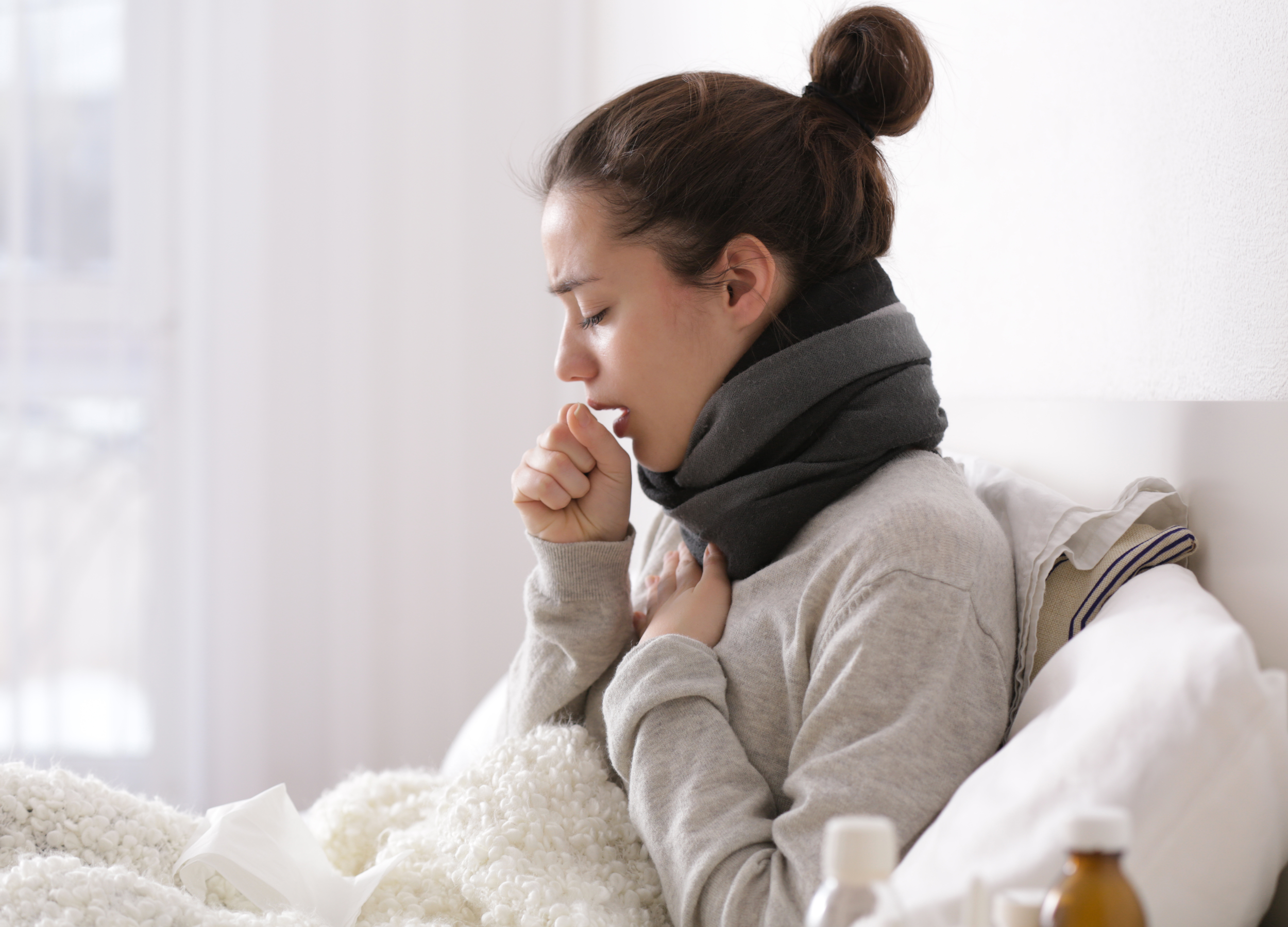 Сильная температура у взрослого болит горло