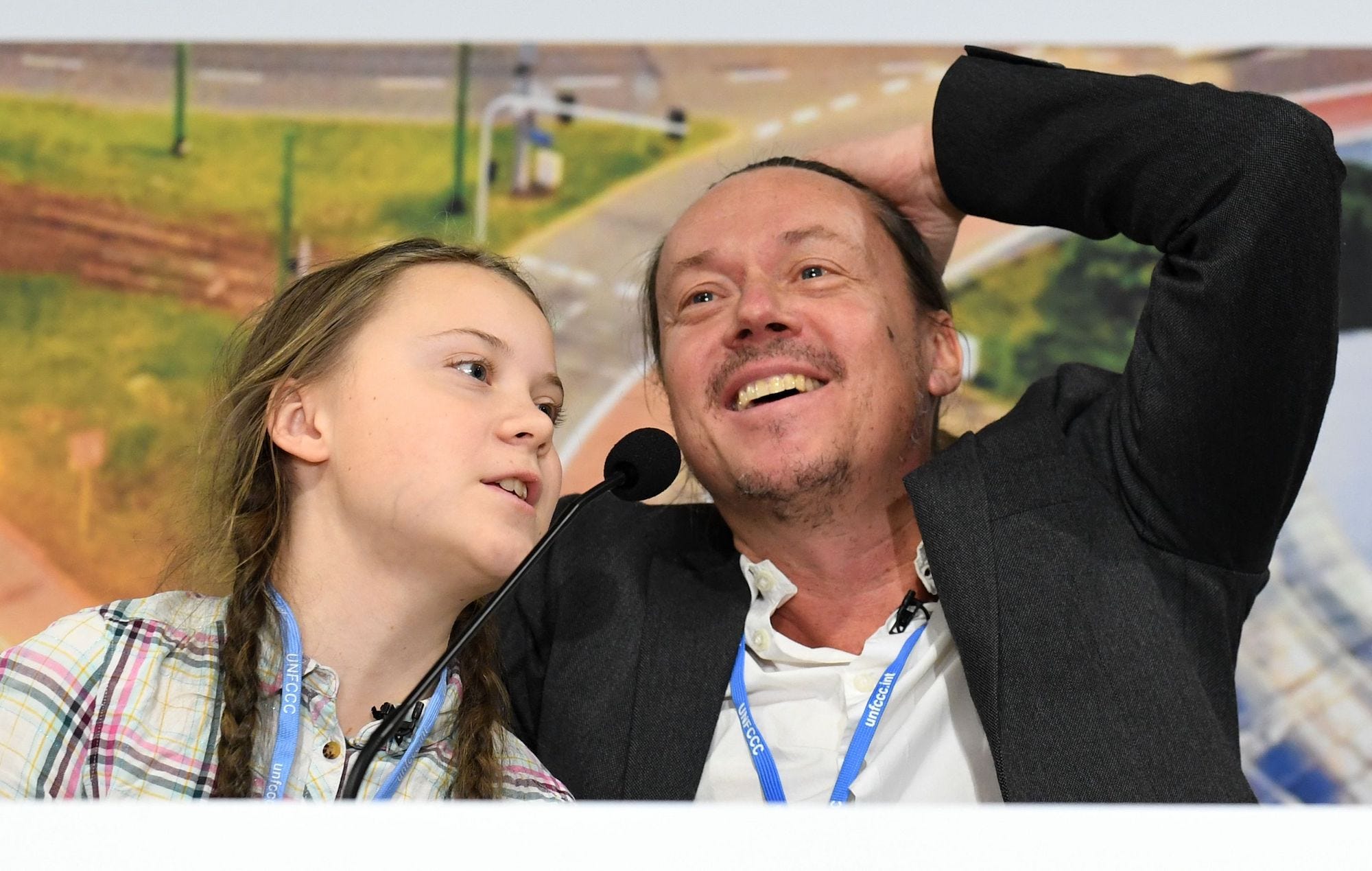 Greta Thunberg en haar vader Svante, bij een persconferentie van COP24 in Polen, december 2018. Foto: Janek Skarzynski/Getty Images