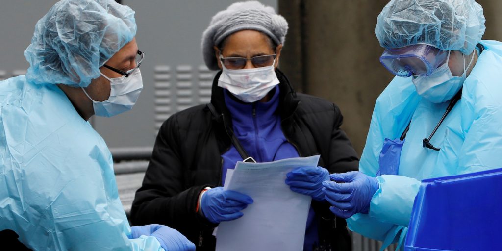 Wereldwijd zijn er volgens de officiële tellingen meer dan 50.000 mensen bezweken aan de gevolgen van een besmetting met het coronavirus, zo blijkt uit data die website Worldometers bijhoudt.