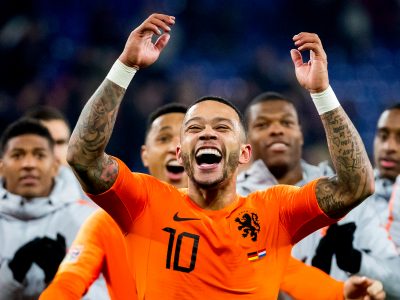 Ek Voetbal Verplaatst Naar 2021 Memphis Malen En Bergwijn Zijn Erbij