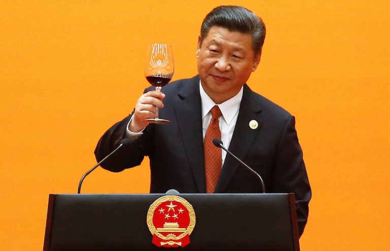 Xi Jinping Verzekert Positie Als Machtigste Van China Leider In Decennia