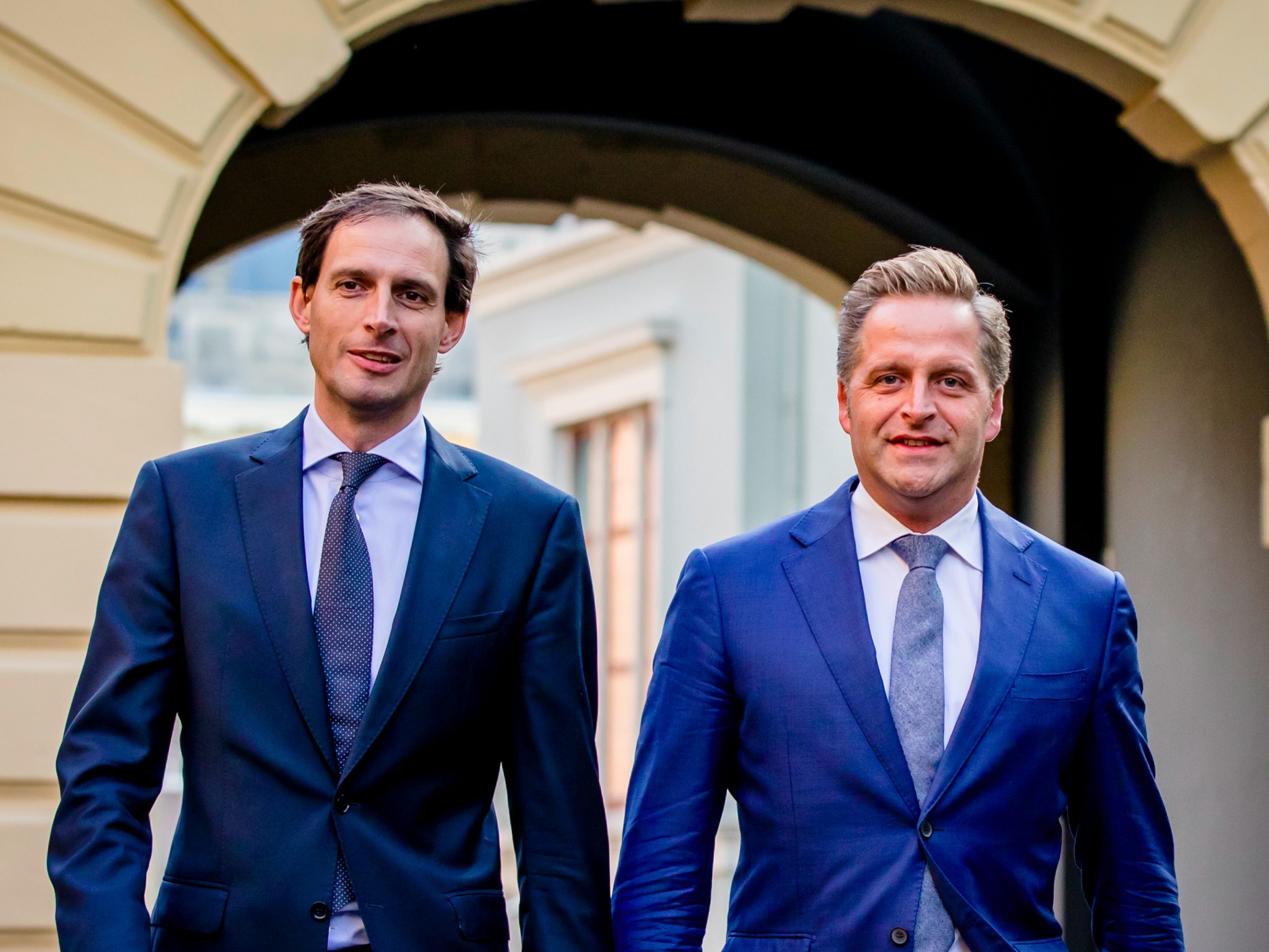 Wopke Hoekstra (L) en Hugo de Jonge, twee kroonprinses die azen op het CDA-leiderschap.