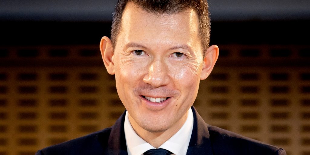 Ben Smith (CEO) tijdens de bekendmaking van de jaarcijfers van Air France-KLM in 2020.