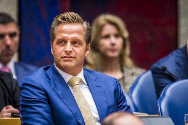 Minister Hugo de Jonge tijdens het kamerdebat over de regeringsverklaring in 2017. Foto: ANP/Lex van Lieshout Minister Hugo de Jonge tijdens het kamerdebat over de regeringsverklaring in 2017. Foto: ANP/Lex van Lieshout