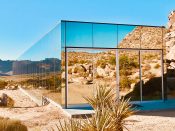 Het bijzondere glazen gebouw van regisseur Chris Hanley biedt prachtig uitzicht op de omgeving
