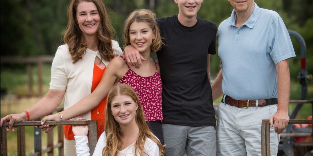 Een foto van de familie Gates uit 2017.