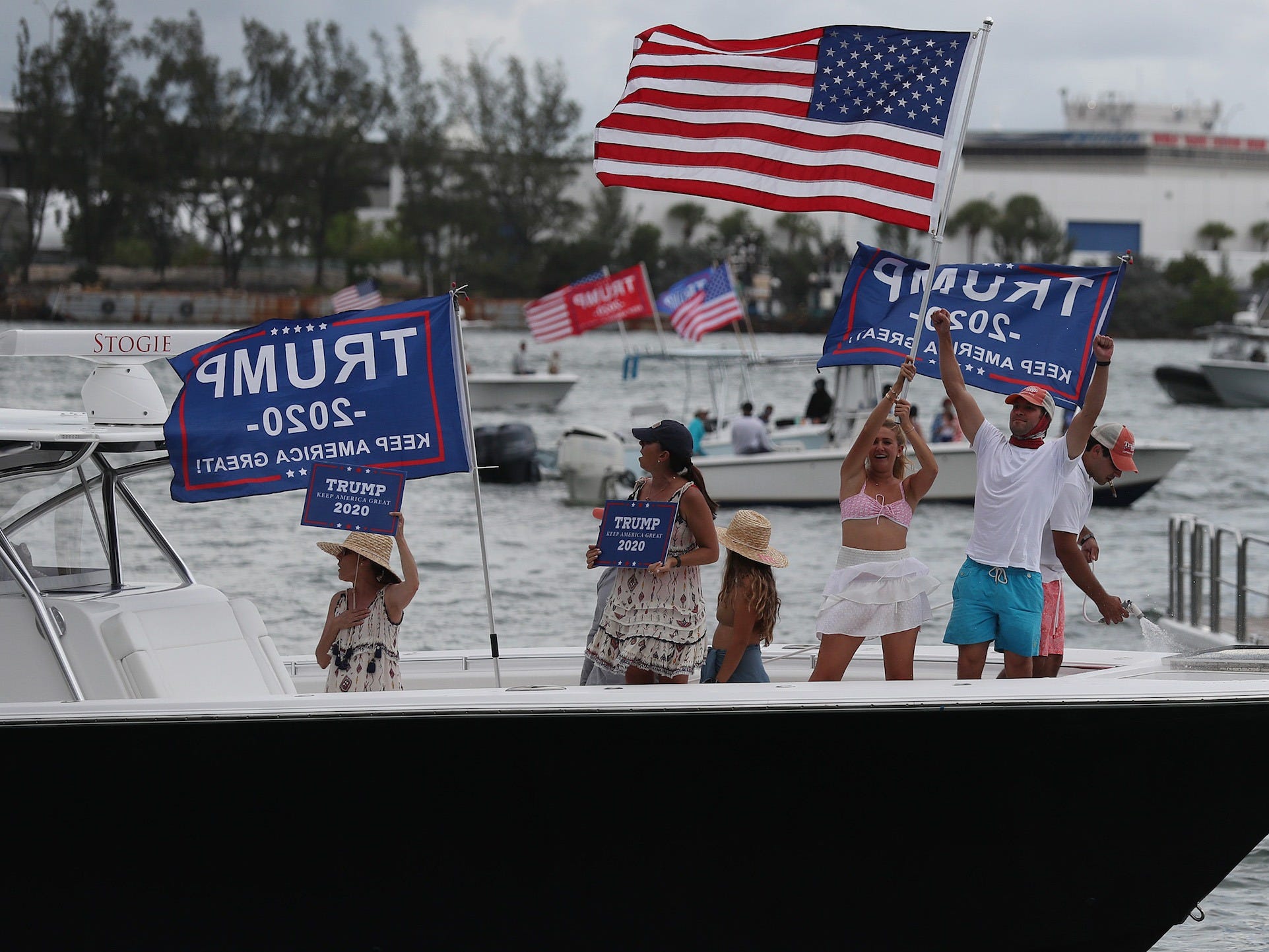 'There's No Corona In The Water': Floridians Are Partying On Boats To ...