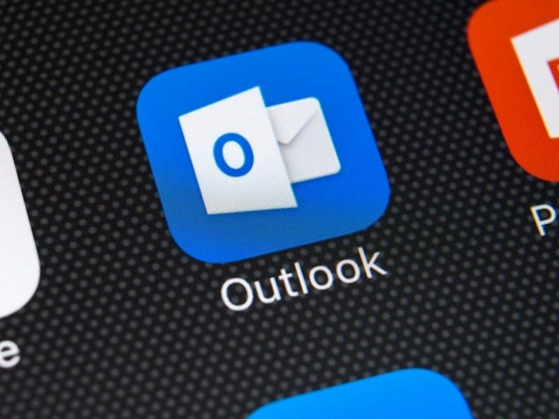 How to log out of Microsoft Outlook on your computer or mobile device