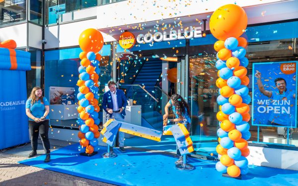 Foto: De opening van de flagshipstore in Leiden. Bron: Coolblue Foto: De opening van de flagshipstore in Leiden. Bron: Coolblue