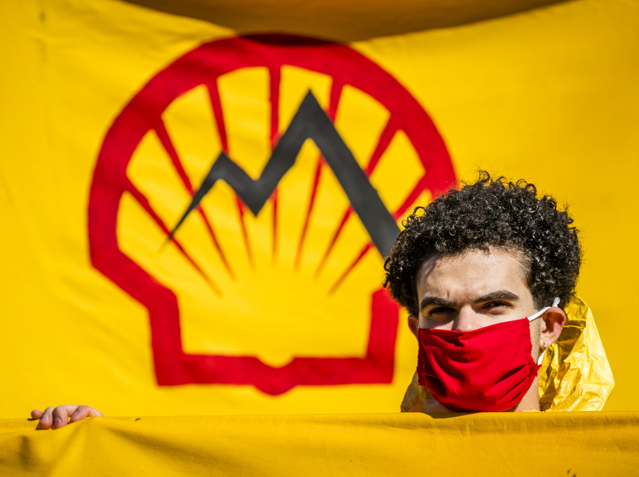 Actievoerders van Code Rood demonstreerden in mei bij het hoofdkantoor van Shell.