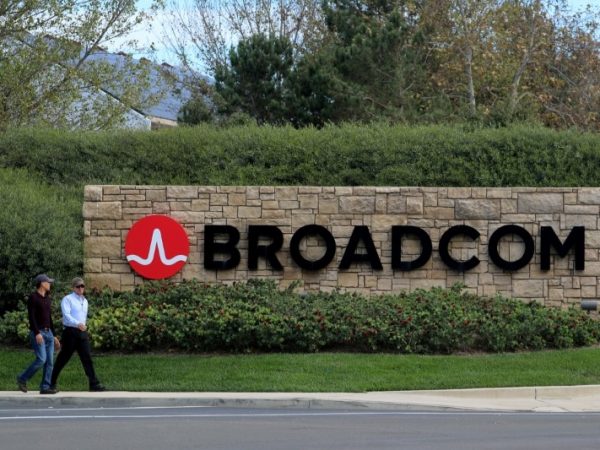Foto: De campus van Broadcom in Irvine, Californië. Bron: Reuters Foto: De campus van Broadcom in Irvine, Californië. Bron: Reuters