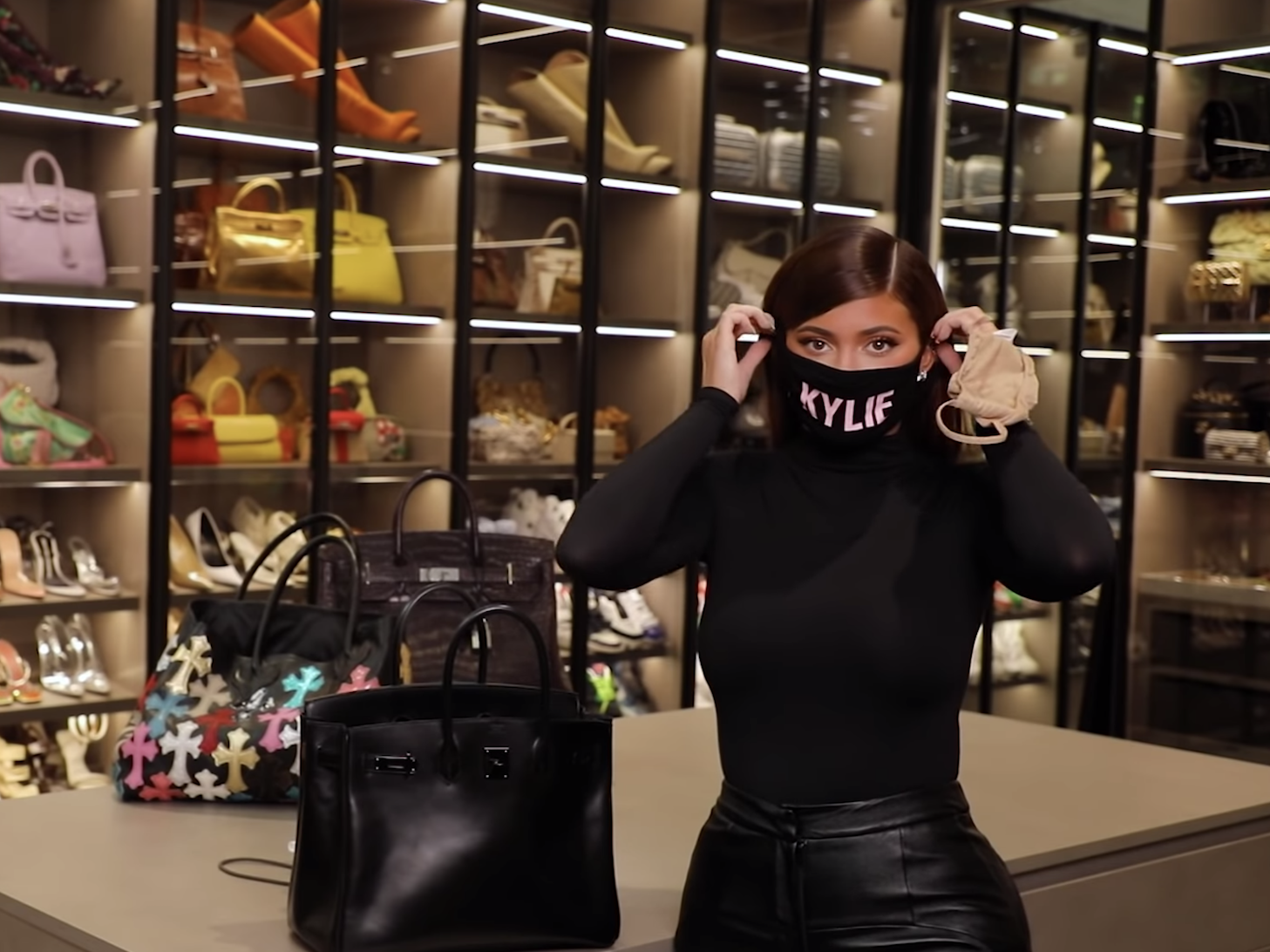 kylie jenner mask