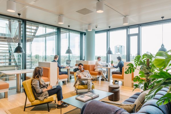 WeWork-vestiging in Amsterdam aan de Strawinskylaan WeWork-vestiging in Amsterdam aan de Strawinskylaan