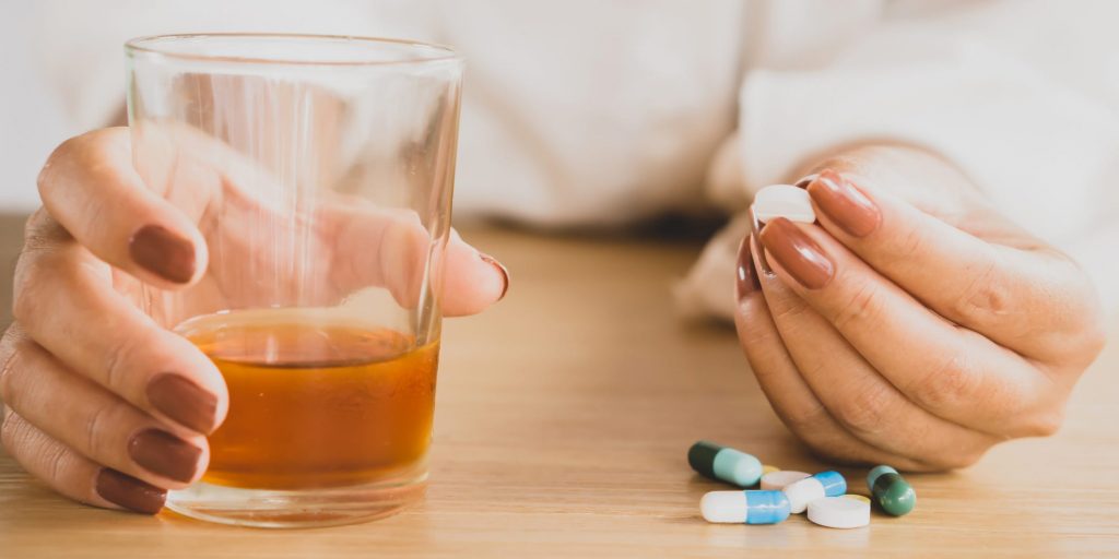 Why you shouldn t drink alcohol while taking antibiotics