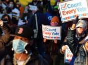 'Count every vote'-bijeenkomst in Boston, Massachusetts op 4 november 2020.