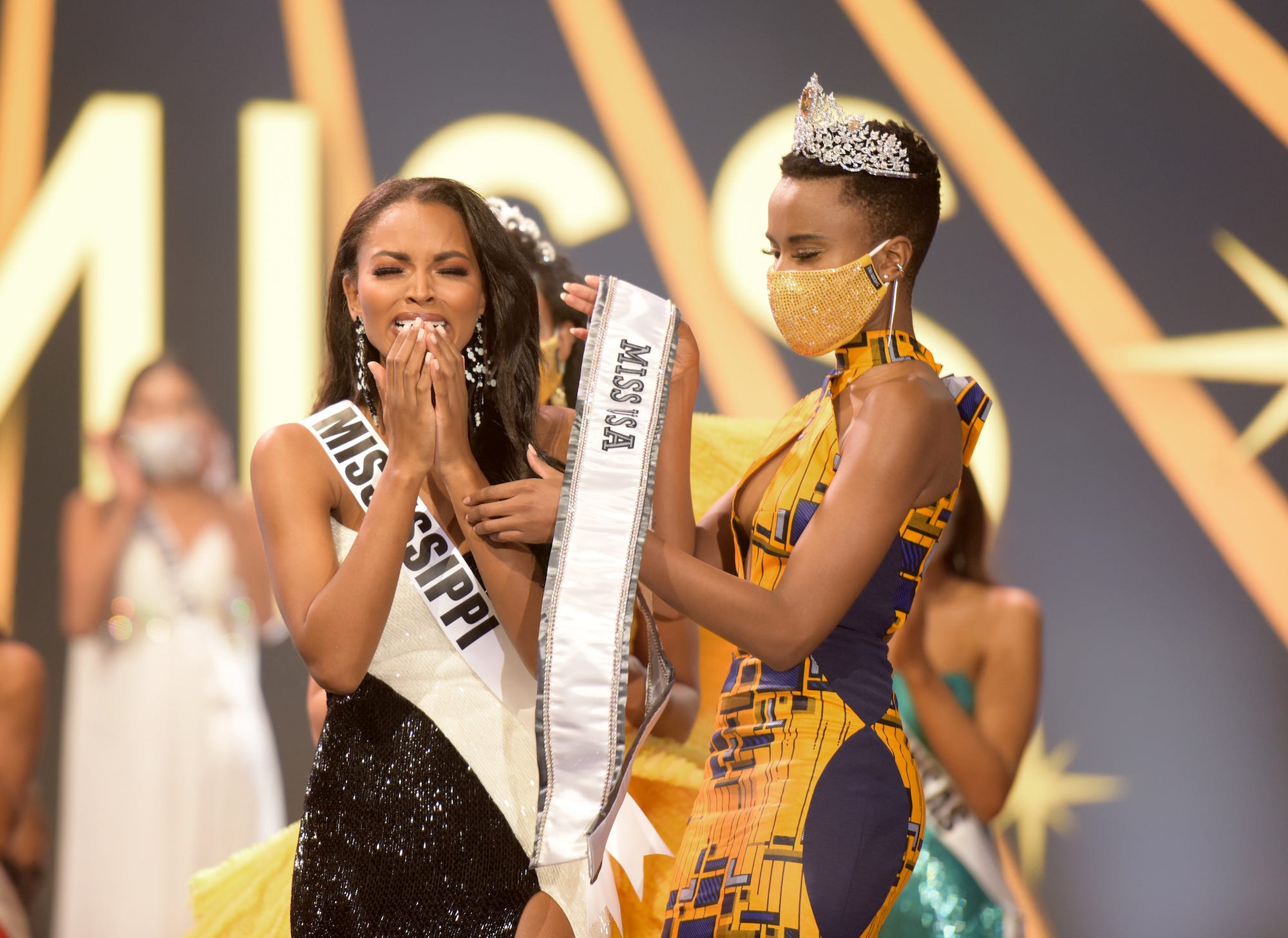 Photos show the emotional moment Miss Mississippi Asya Branch was