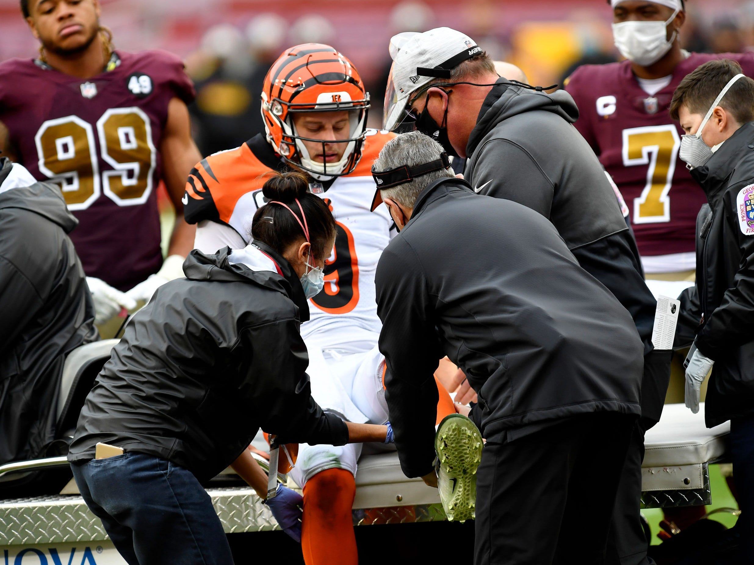 Bengals Quarterback Joe Burrow Suffered A Devastating Knee Injury