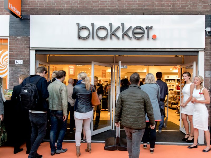 Gevoel injecteren vertrouwen Moederbedrijf van Blokker stelt voorgenomen beursgang uit