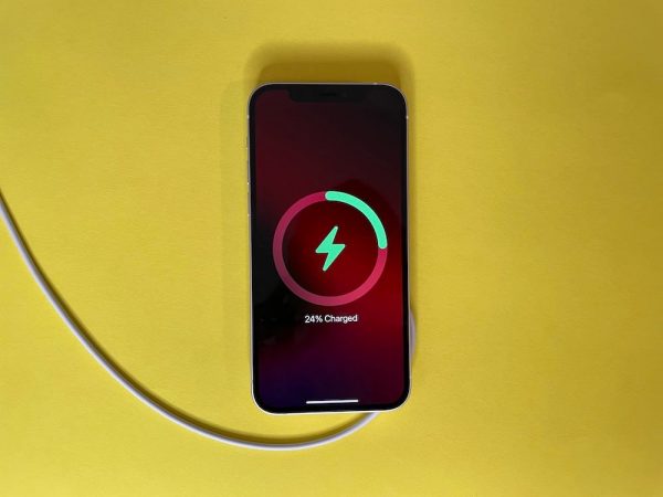 The iPhone 12 on Apple's MagSafe charger. Source: Lisa Eadicicco/Business Insider The iPhone 12 on Apple's MagSafe charger. Source: Lisa Eadicicco/Business Insider
