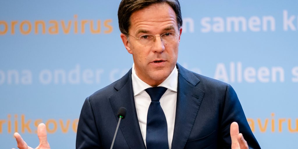 Premier Mark Rutte geeft een toelichting op de aanscherping van de coronamaatregelen in Nederland.