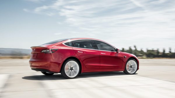 Tesla Model 3. Bron: Tesla Tesla Model 3. Bron: Tesla