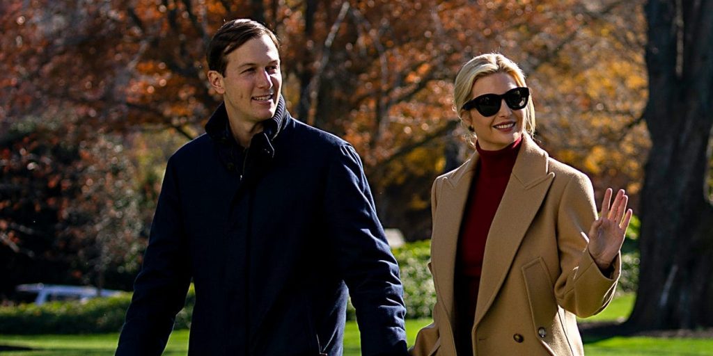 ivanka trump prive eiland Het stuk grond aan het water bevindt zich in Indian Creek Village, een klein privé-eiland met slechts 29 huizen dat bekendstaat als de 'Billionaire Bunker' van Miami.