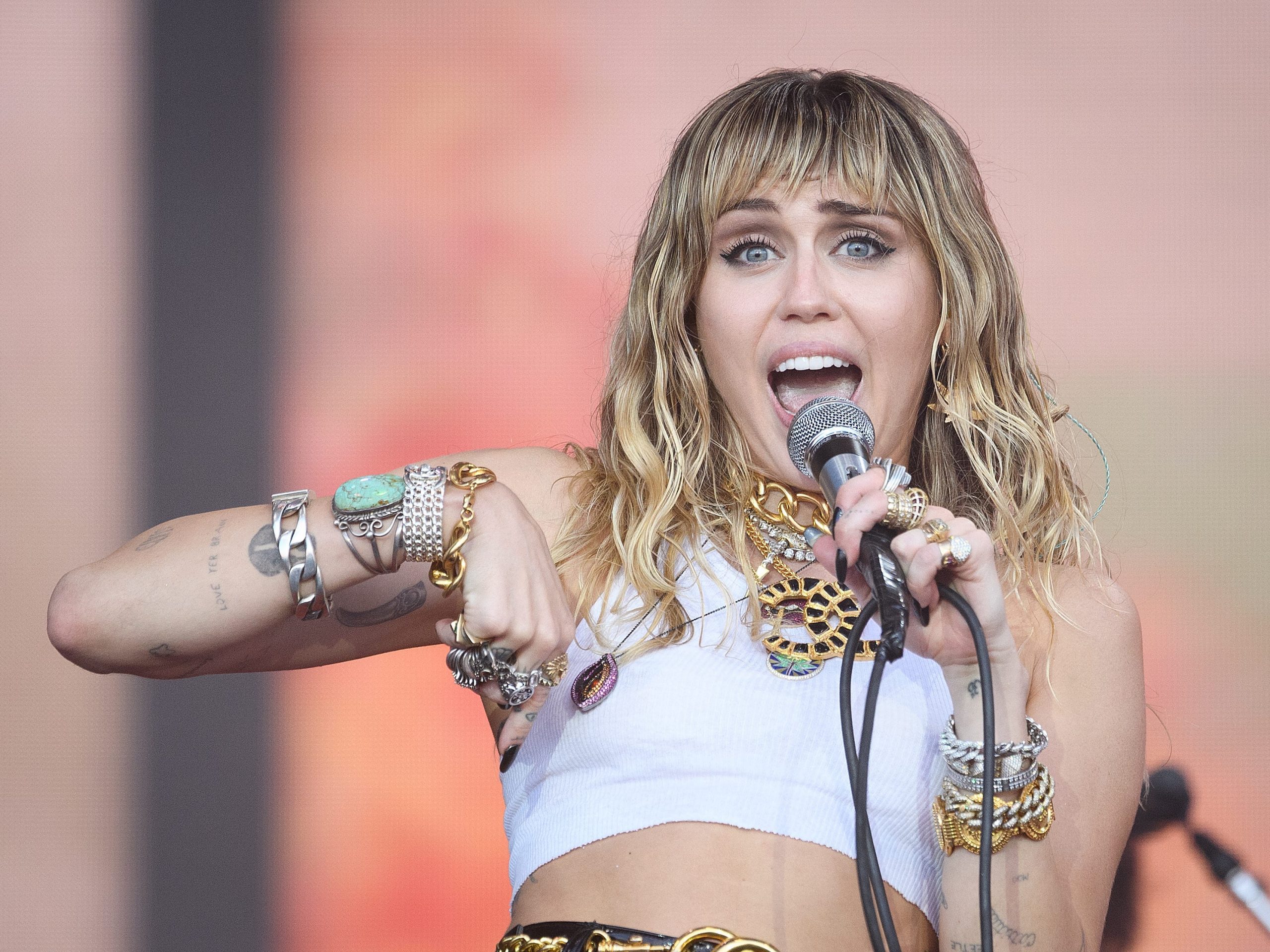 Miley Cyrus says she decorates her Los Angeles home with sex toys 