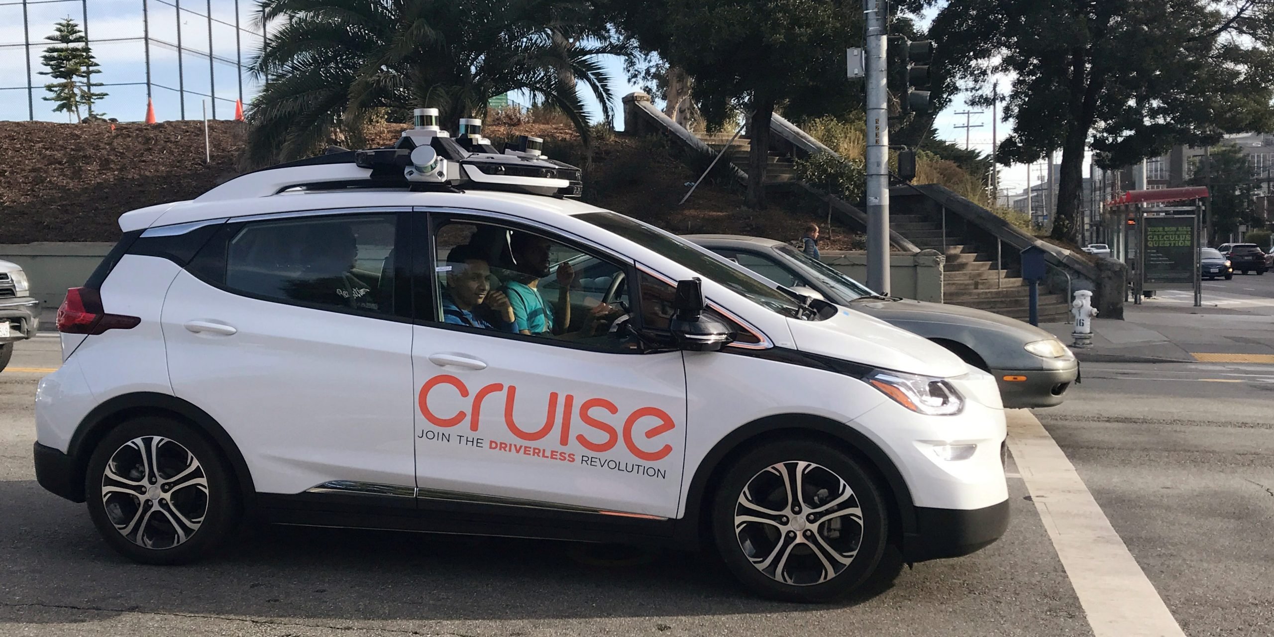 FILE PHOTO: A Cruise self-driving car, which is owned by General Motors Corp, is seen outside the company’s headquarters in San Francisco where it does most of its testing, in California, U.S., September 26, 2018. REUTERS/Heather Somerville/File Photo