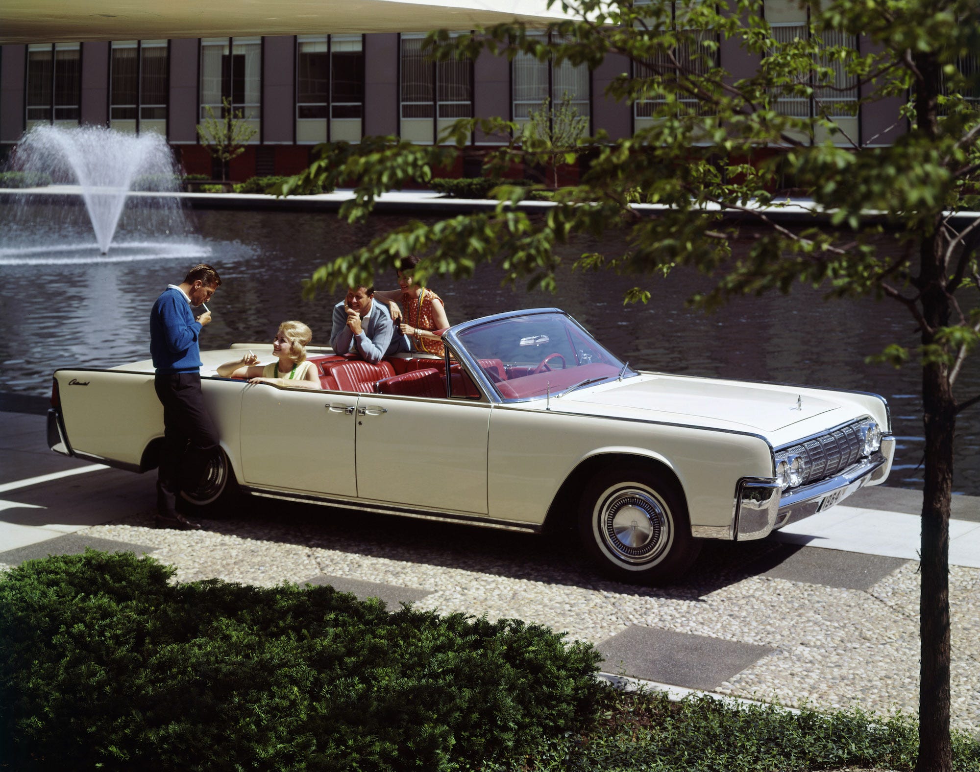 1964 Lincoln Continental convertible neg C1111 139