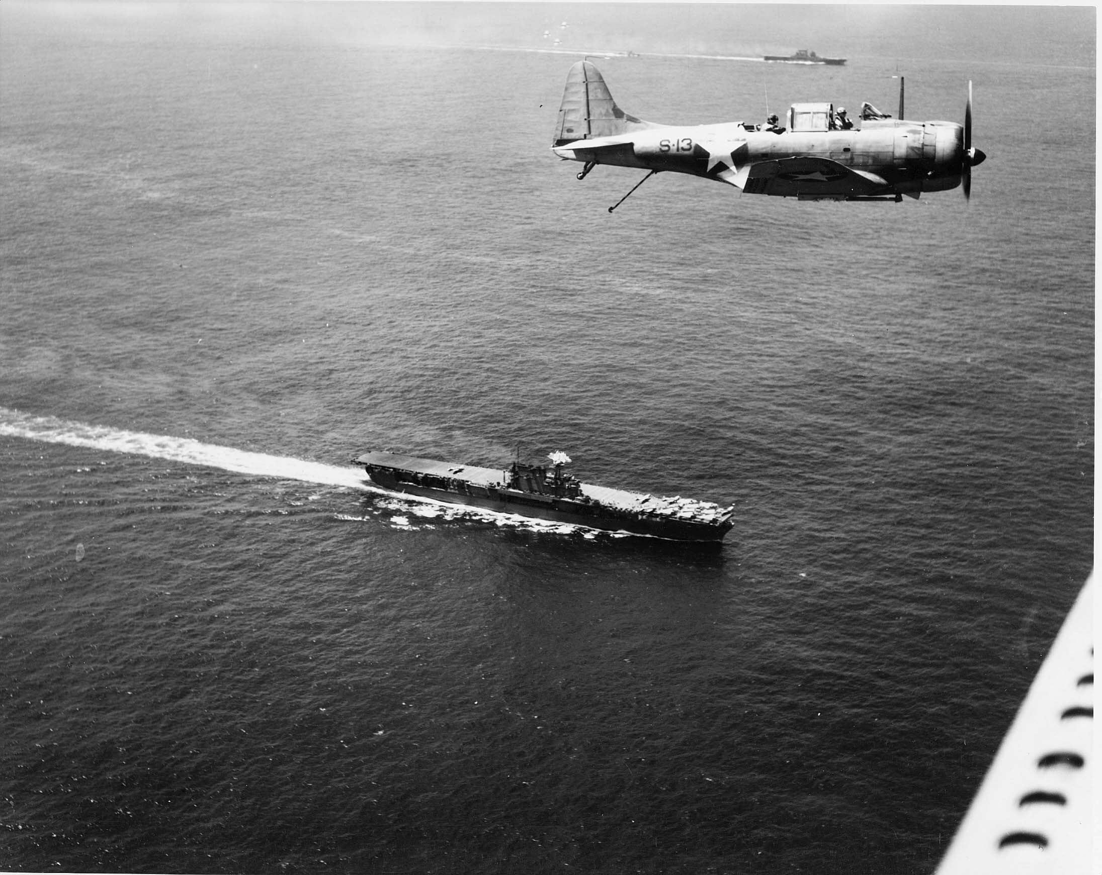 Douglas SBD Dauntless USS Enterprise Saratoga