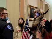 Jacob Chansley, bekend als de QAnon-sjamaan