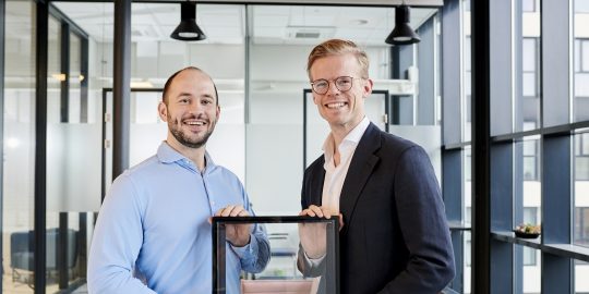 Ferdinand Grapperhaus en Willem Kesteloo willen met Physee de vastgoedwereld verduurzamen.