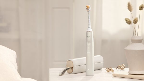 De Philips Sonicare 9900 Prestige. Bron: Philips De Philips Sonicare 9900 Prestige. Bron: Philips